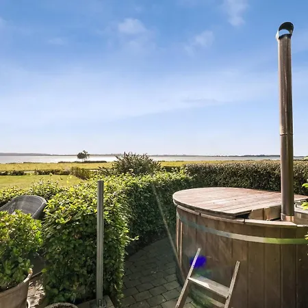 Σπίτι διακοπών Stunning Sea Views Wood-fired Hot Tub Nature